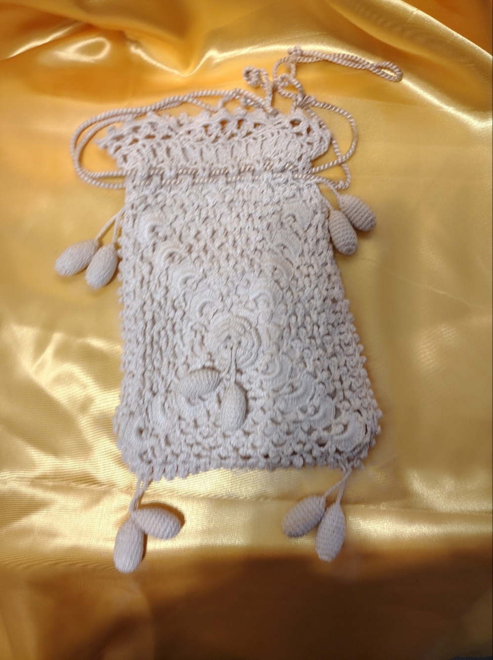 Vintage Handmade Crochet Drawstring Pouch - Cream